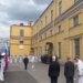 Парад отменили, связь заглушили: Путин приехал в Питер и прятался в подворотне. ВИДЕО