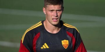 Артем Довбик перейде з "Роми" в інший італійський клуб