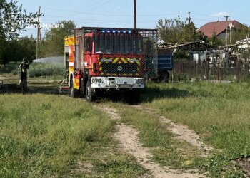 На Запоріжжі четверо рятувальників постраждали від дронового удару рф