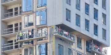 Будівництво в Україні знов пішло в мінус: Держстат зафіксував падіння на 6,5%