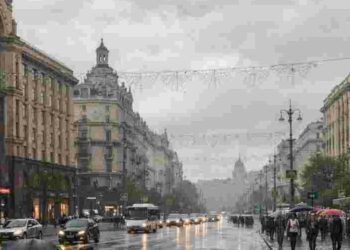 Прогноз погоди у Києві на 6 липня: хмарно з дощем та помірним вітром