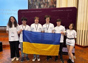 Київський школяр став абсолютним переможцем Європейської олімпіади зі штучного інтелекту