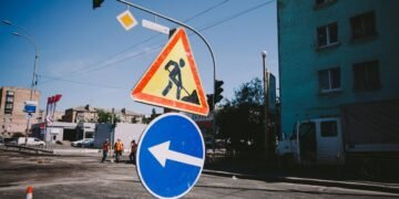 В Киеве ограничат движение от Подола до моста Метро