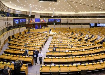 “Тіньовий флот”, банки і не тільки: ЄС ухвалив нові санкції проти Росії