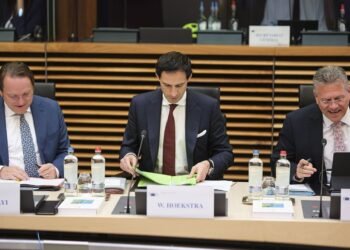 ЄС уперше ухвалив санкції проти Росії за масовані обстріли Києва