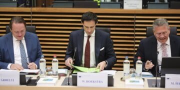 ЄС уперше ухвалив санкції проти Росії за масовані обстріли Києва