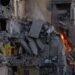 У Києві зростає кількість загиблих: рятувальники працюють другу добу без зупинки