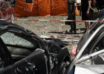 Смертельний удар по Києву: з-під руїн деблокували ще одне тіло