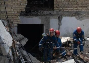 Кількість загиблих у Києві знову зросла: рятувальники зробили трагічну знахідку