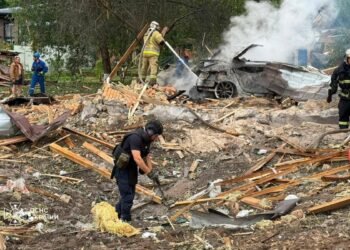Удар під самим Києвом: російська ракета влучила по локації оборонної виставки