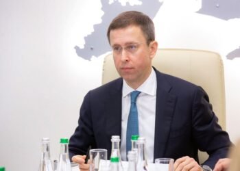 Кабмін погодив податок на посилки, але з винятком
