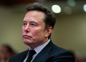 Маск рассказал, как Россия получила Starlink для использования в войне против Украины