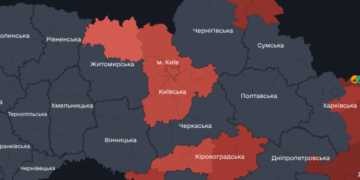 Сильні вибухи і задимлення: навколо Києва посилюється небезпека