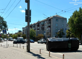 У напрямку метро Києва заблоковано рух: напрямок і причина