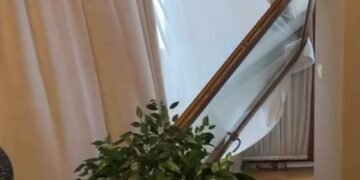 «Уціліли дивом»: відомій акторці пошкодило квартиру під час атаки на Київ
