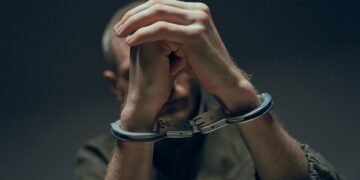 Суд избрал меру пресечения мужчине, который убил врача во время ВЛК