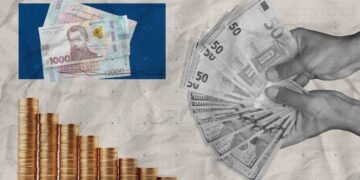 Долар продовжив дешевшати: курс НБУ на 3 серпня та що буде з валютою на початку місяця