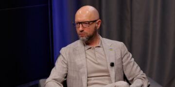 Арсений Яценюк: Я не хотел повторить опыт Оранжевой команды, все “люби друзи” перессорились