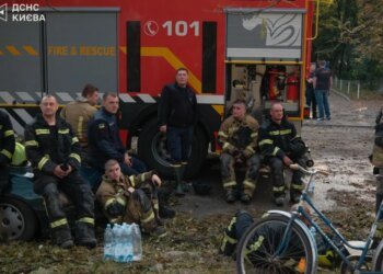 В Киеве завершили ликвидацию последствий обстрела: 9 погибших, 33 пострадавших