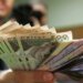 Зарплата с задержкой или раз в месяц: когда работодателю грозят штрафы