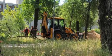 Тепломережа через паркову зону: у Києві спалахнув конфлікт між активістами та комунальниками