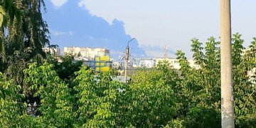 Пожежі фіксують на Сизранському та Ільському НПЗ після нічної атаки