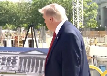 Суд наложил арест на «бальный зал» Трампа стоимостью 400 миллионов долларов