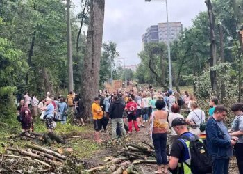 У КМДА заявили, що для будівництва тепломережі на Теремках затверджений лише один проєкт