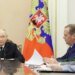 Путин вызвал к себе силовиков из-за угрозы «черной осени»