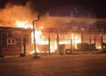 В Славянске загорелся рынок: спасатели тушили пожар на площади 2 000 кв. м. ФОТО