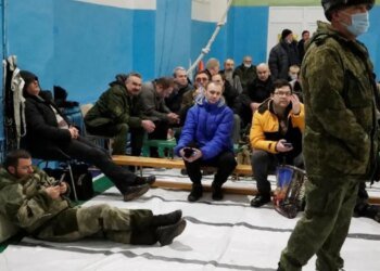 Кремль готовится к новой мобилизации: в регионах проверяют, как будет размещать и вооружать новобранцев