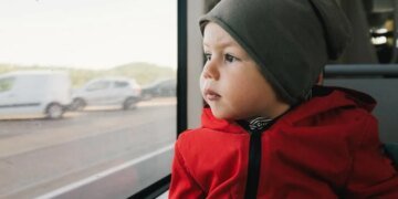 В Запорожской области ввели обязательную эвакуацию детей