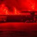 Россия атаковала склады «Новой почты» и производственные объекты в Киевской области: произошёл пожар