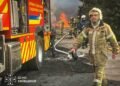 Вогонь досі не вщухає: на Київщині ліквідовують наслідки російської атаки, – ВІДЕО