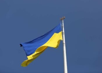 У Києві неочікувано приспустять головний прапор України: у чому причина