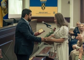 Виховали майбутнє України: на Київщині нагородили 36 матерів