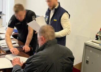 Квартири померлих оформлювали на підставних осіб: ексголова суду постане перед судом