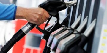 АЗС ограничивают продажу дизеля: сколько литров теперь отпускают водителям