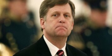 Макфол о настоящем страхе Путина: “Это не НАТО – это украинская демократия”