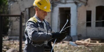 Росія два дні атакує об’єкти ДТЕК на Дніпропетровщині, без світла 30 тисяч родин