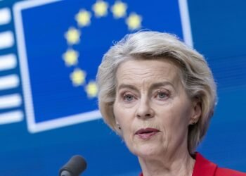 Євросоюз закликав США до спільних дій на тлі схвалення антиросійських санкцій