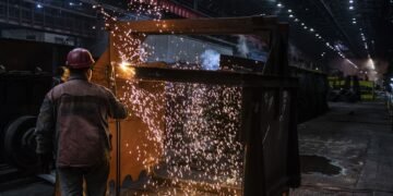 Валютний колапс: слідом за рудою на 70% впав експорт феросплавів