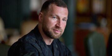 Из генерала – в гражданского. Как Хмара стал министром обороны