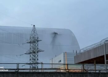 Після удару російського дрона: Німеччина допоможе відновити захист ЧАЕС
