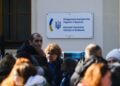 Украинским детям за границей упростили консульский учет: что изменилось