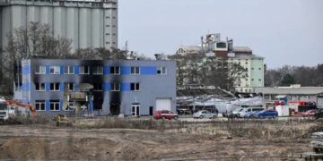 Telegraph: РФ атакует оружейные заводы Европы руками местных банд