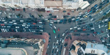 Без обмежень і заторів: де в Києві відновили рух після обстрілу