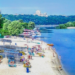 Прихована небезпека у воді: які пляжі Києва заборонено відвідувати