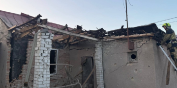 Руїни після вибухів: над Києвом “розірвало” ворожі об’єкти, – ФОТО