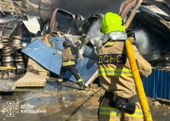 Справжнє пекло понад 14 годин: на Київщині гасять масштабні пожежі, – ФОТО